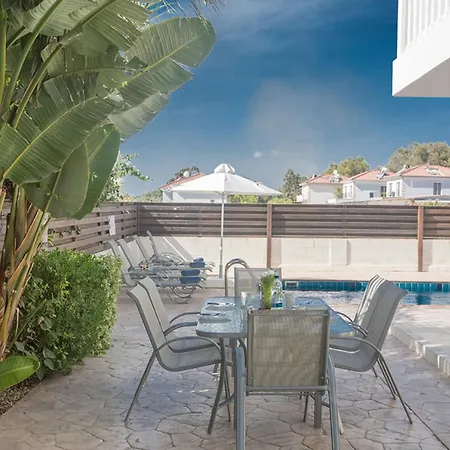Your Dream Holiday With Private Pool In Most Exclusive Neighbourhood 1384 Vilă Ayia Napa